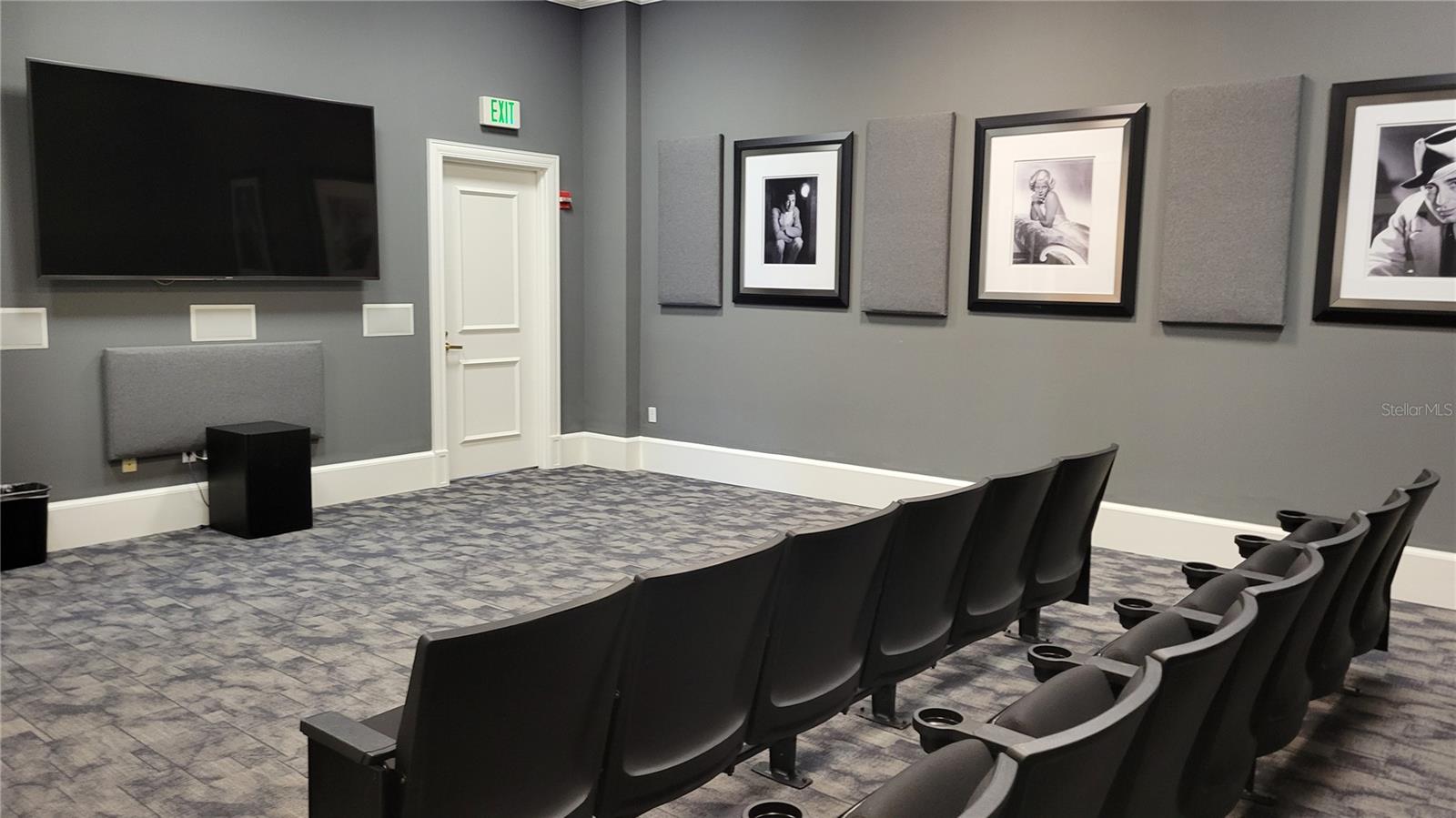 RENAISSANCE - Residential Lease