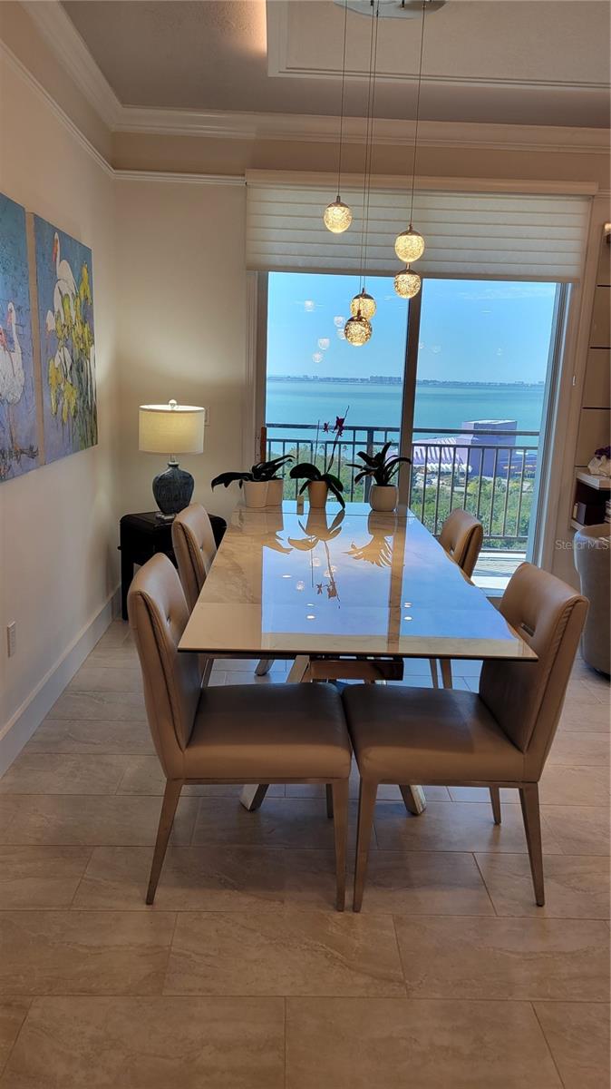 RENAISSANCE - Residential Lease