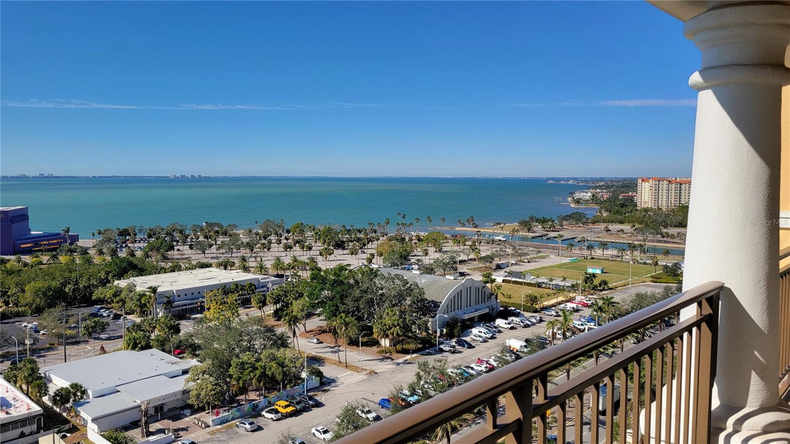 RENAISSANCE - Residential Lease