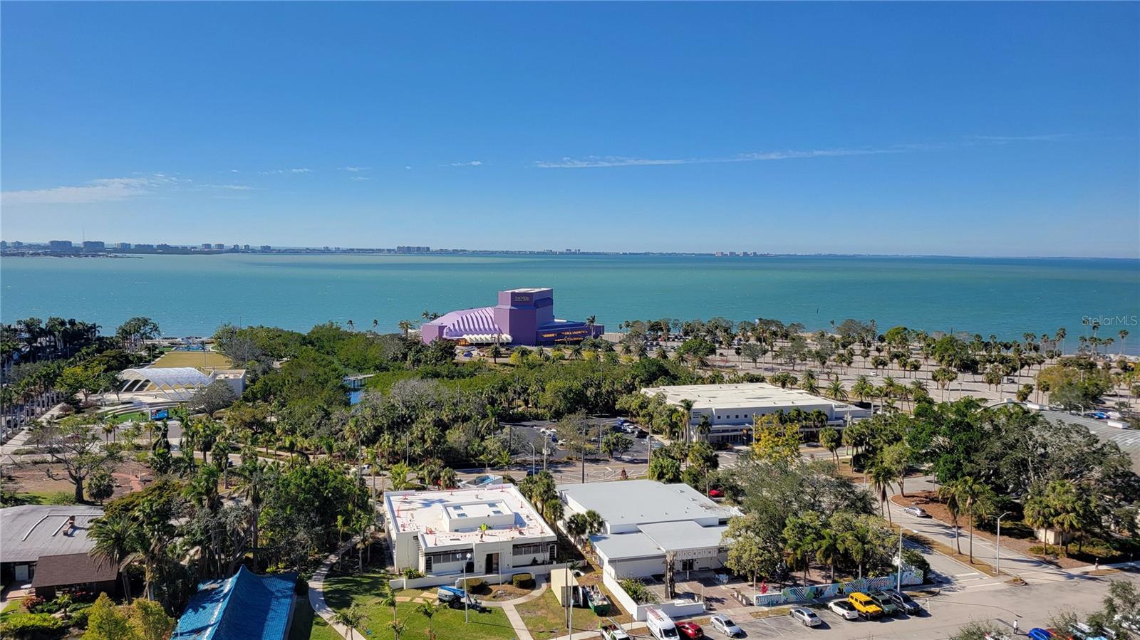 RENAISSANCE - Residential Lease