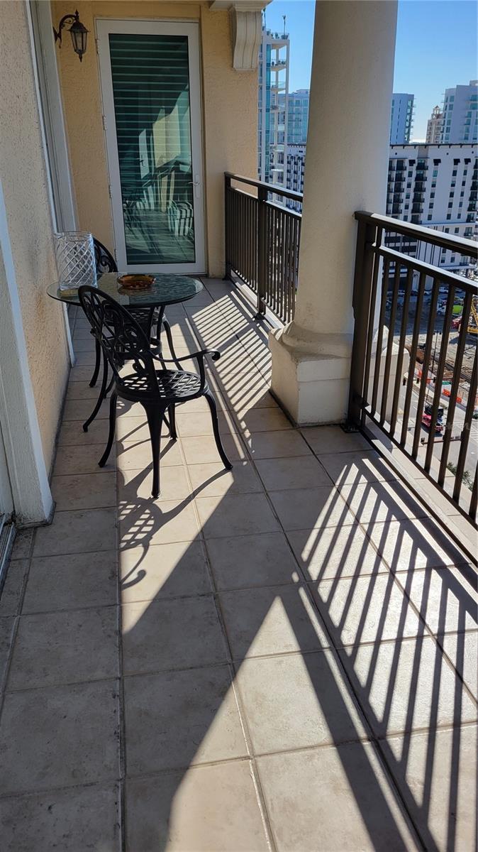 RENAISSANCE - Residential Lease