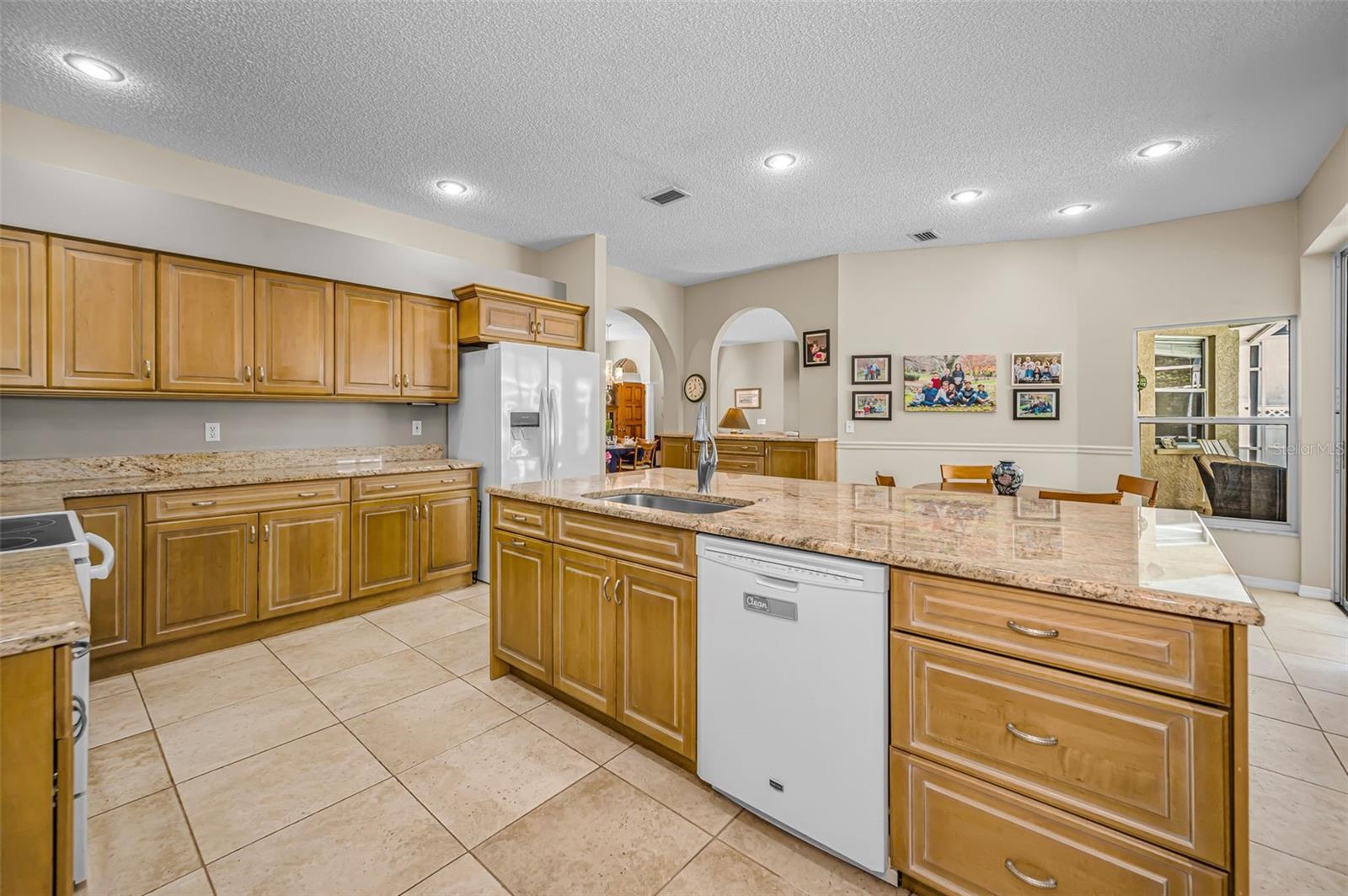WARWICK HILLS - Residential