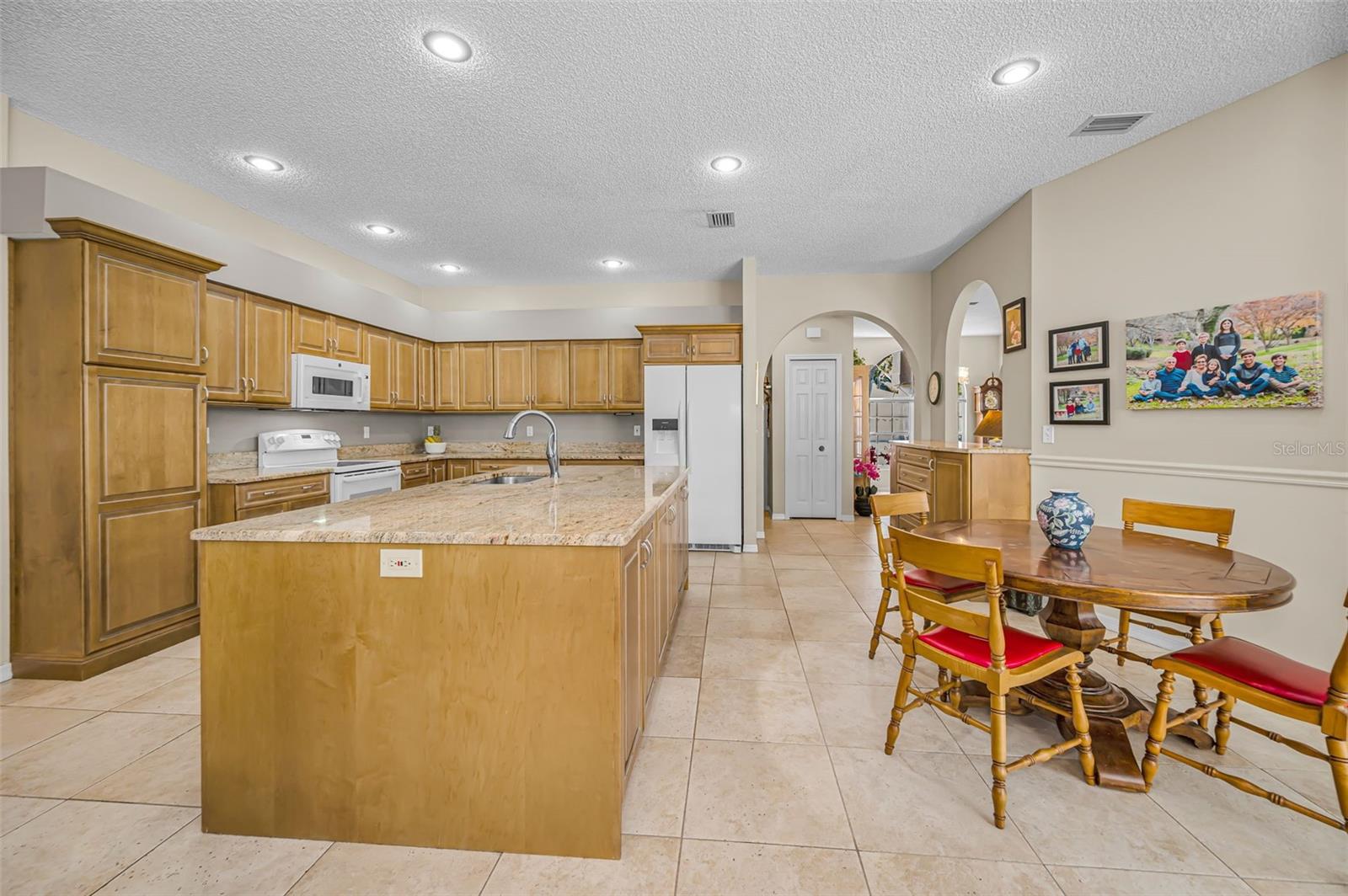 WARWICK HILLS - Residential