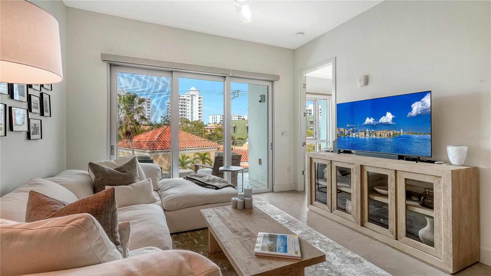 ORANGE CLUB CONDOS - Residential