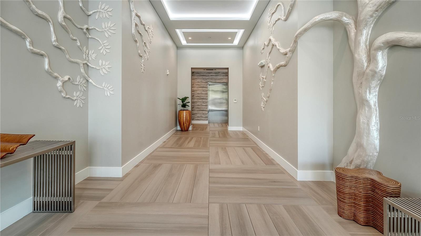 ORANGE CLUB CONDOS - Residential