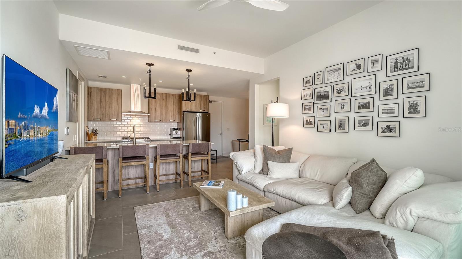 ORANGE CLUB CONDOS - Residential