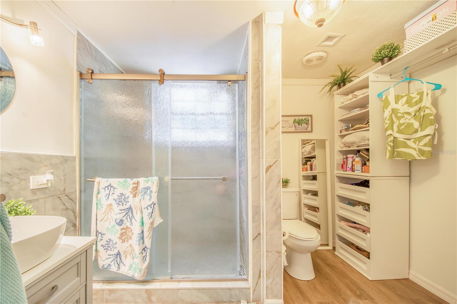 INWOOD - Residential