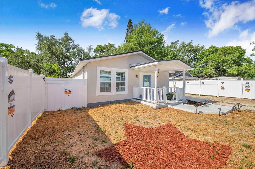 Photo of 3420 Avenue T NW, Winter Haven, FL 33881 (MLS # L4961252)