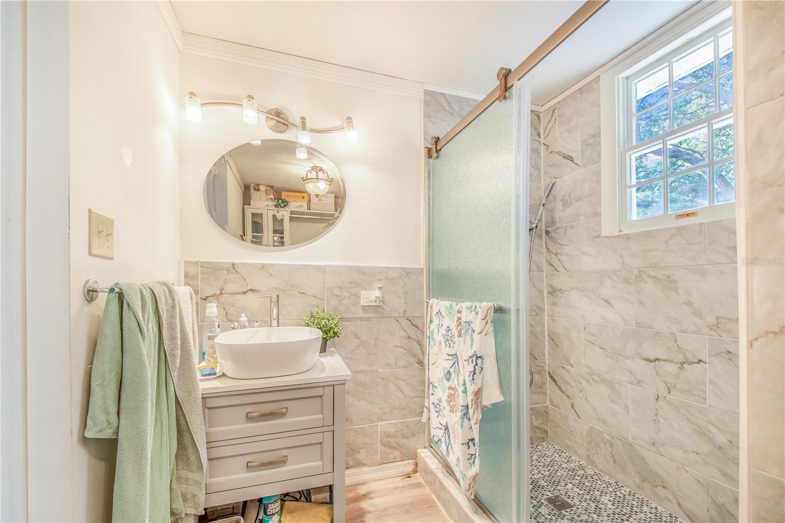 INWOOD - Residential