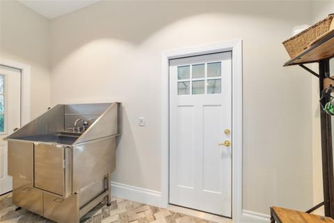 Tiny photo for 6906 SE 12th Circle, Ocala, FL 34480 (MLS # OM713150)