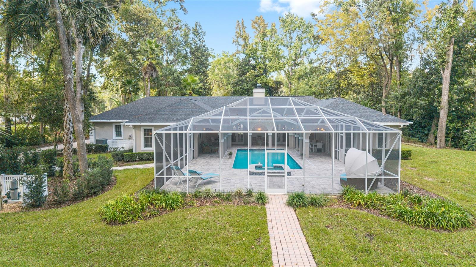 COUNTRY CLUB/OCALA UN 01 - Residential