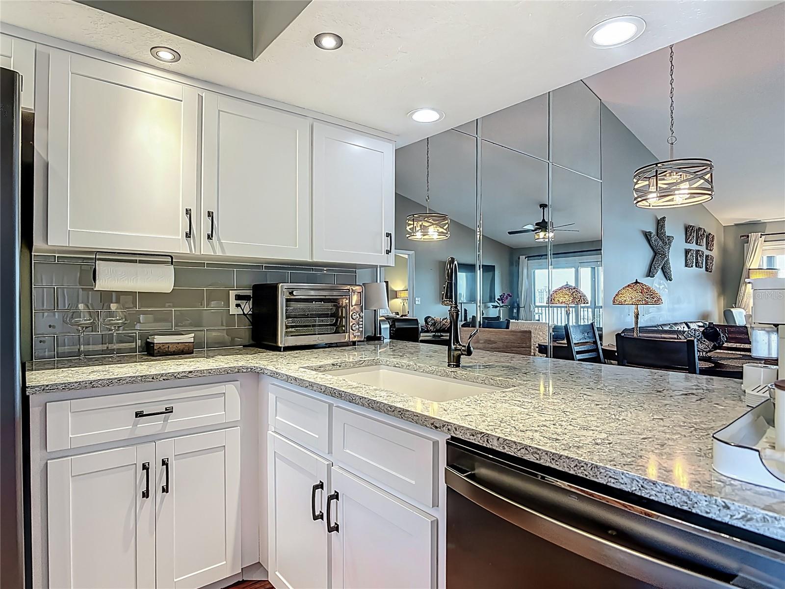 442 BOUCHELLE DRIVE 304