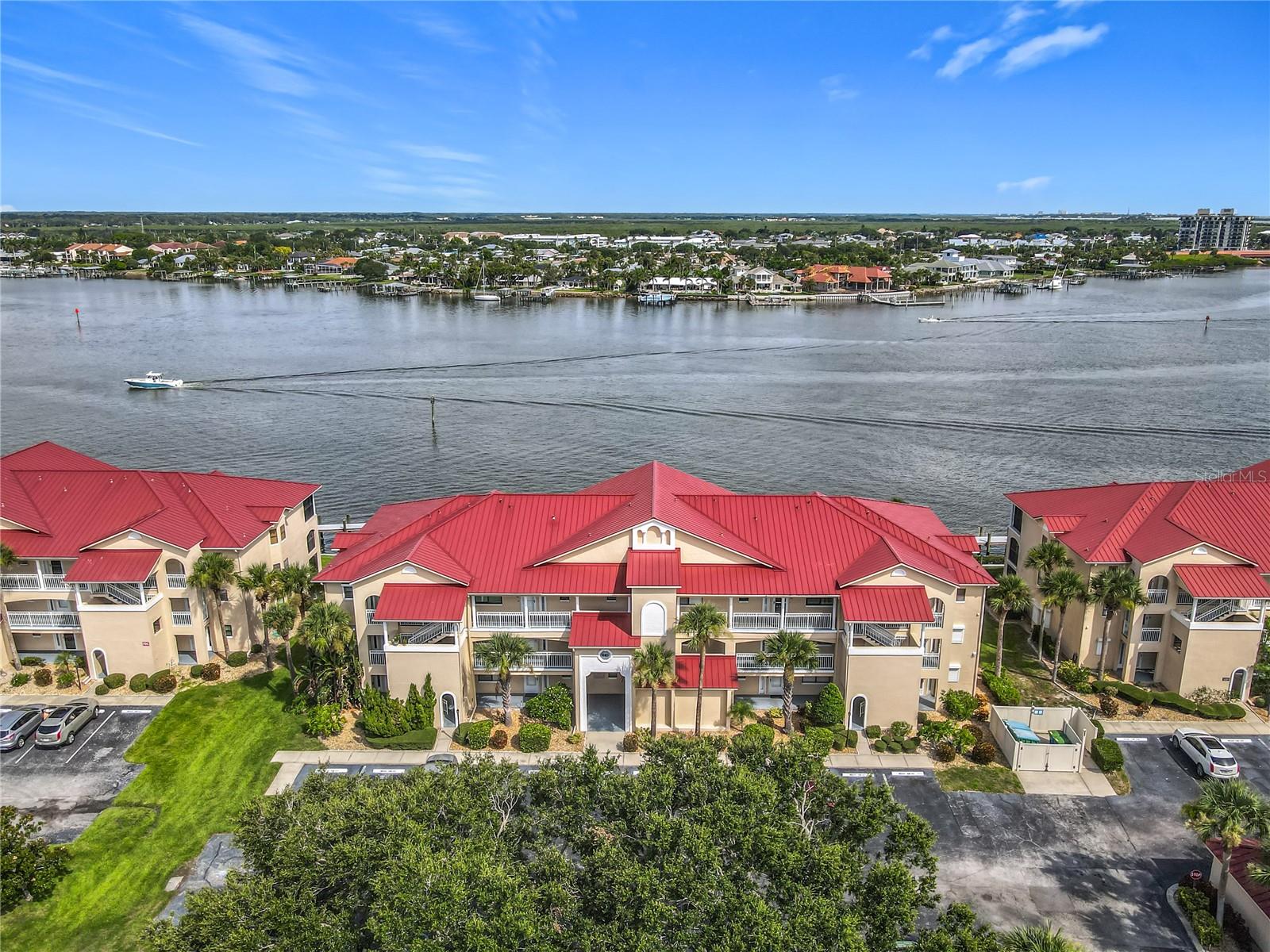 442 BOUCHELLE DRIVE 304