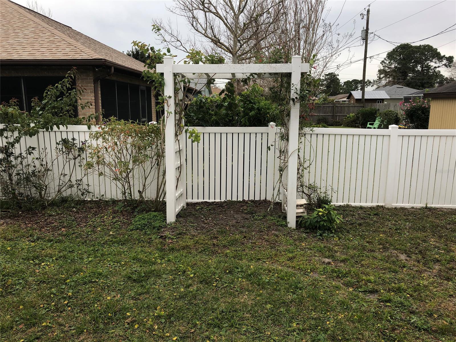 Florida Shores 01 - Residential