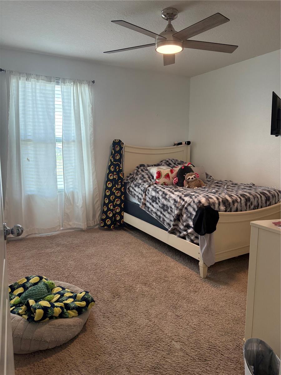 LAKESIDE LANDINGS PH 01 - Residential