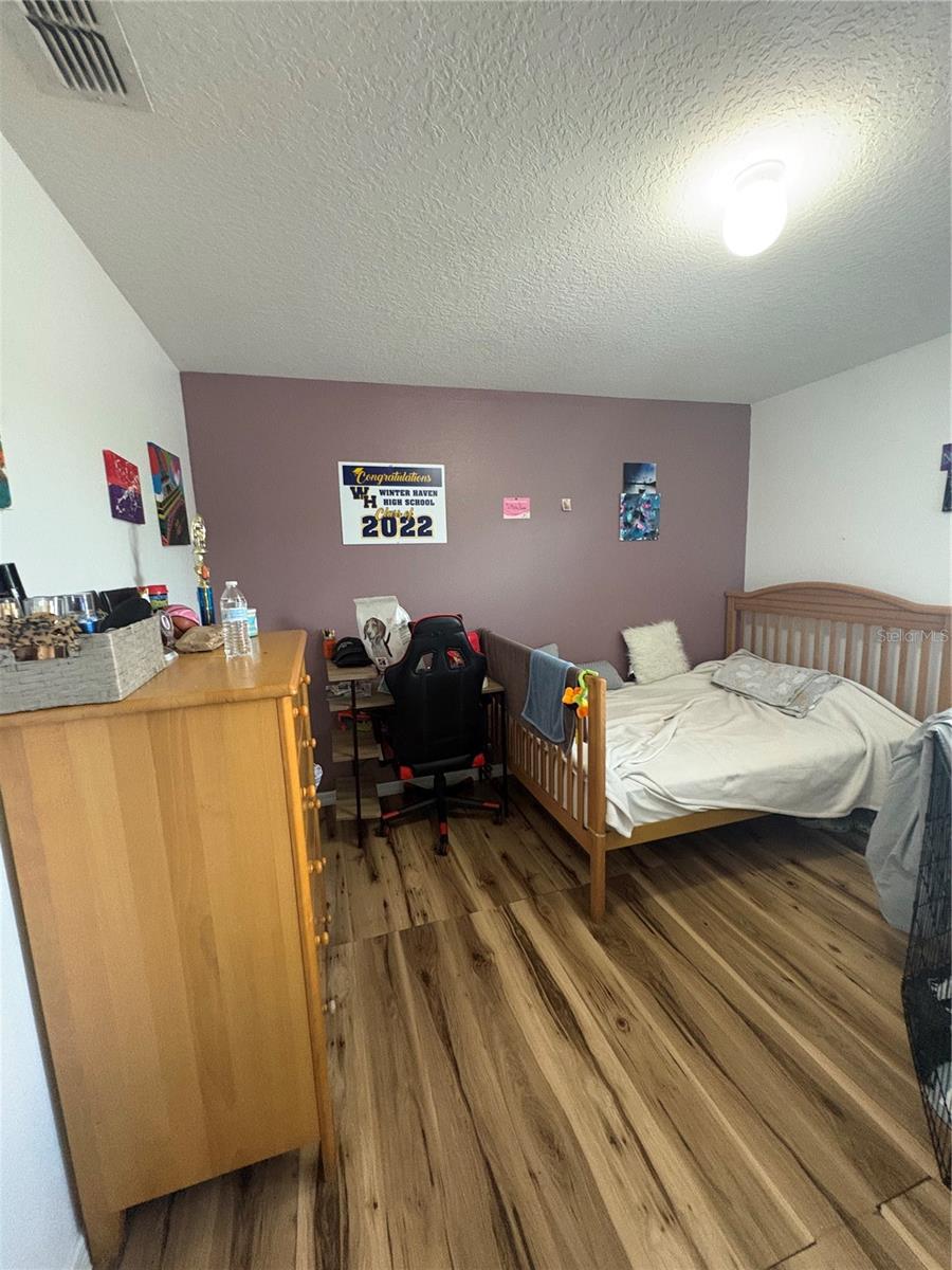LAKESIDE LANDINGS PH 01 - Residential