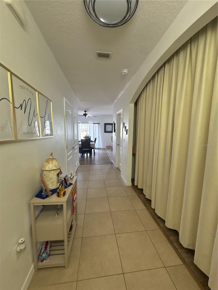 LAKESIDE LANDINGS PH 01 - Residential