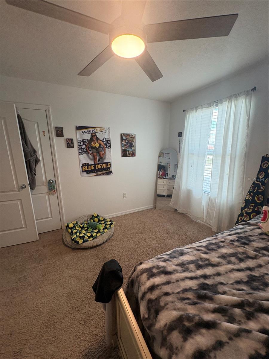 LAKESIDE LANDINGS PH 01 - Residential