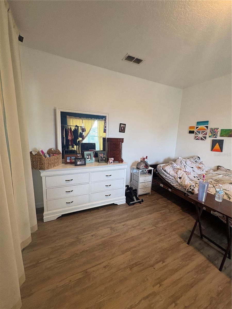 LAKESIDE LANDINGS PH 01 - Residential