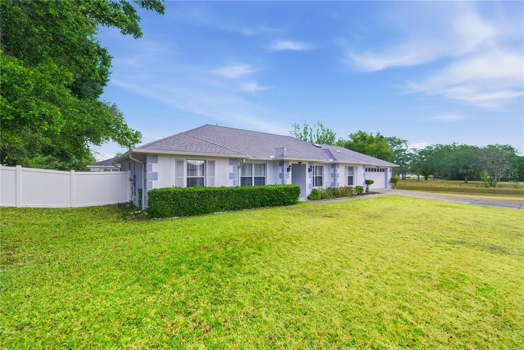Photo of 5365 SW 84th Place, Ocala, FL 34476 (MLS # OM717306)