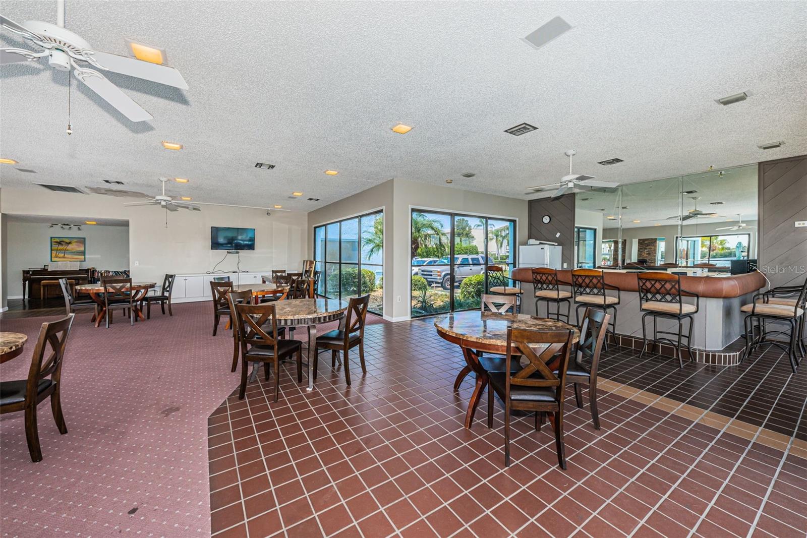 WINDRUSH COVE PH 1 CONDO - Residential