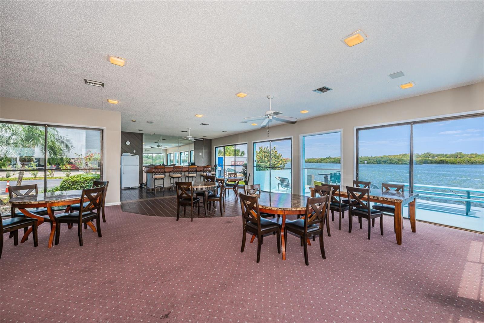 WINDRUSH COVE PH 1 CONDO - Residential