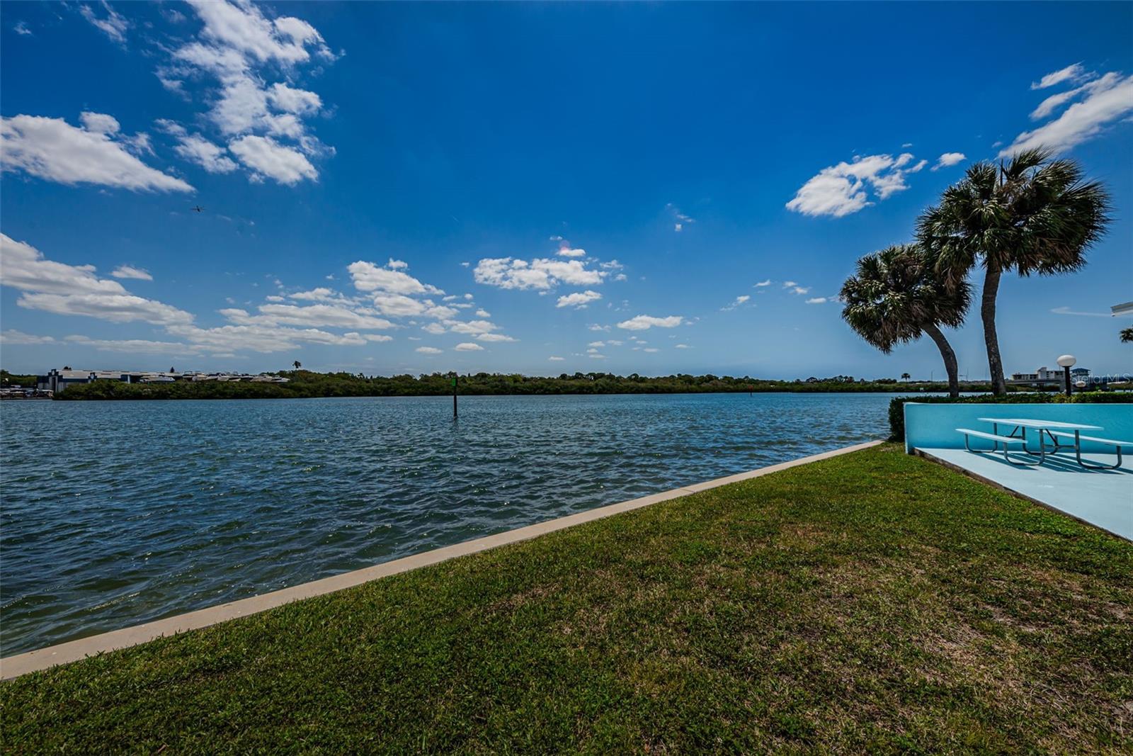 WINDRUSH COVE PH 1 CONDO - Residential