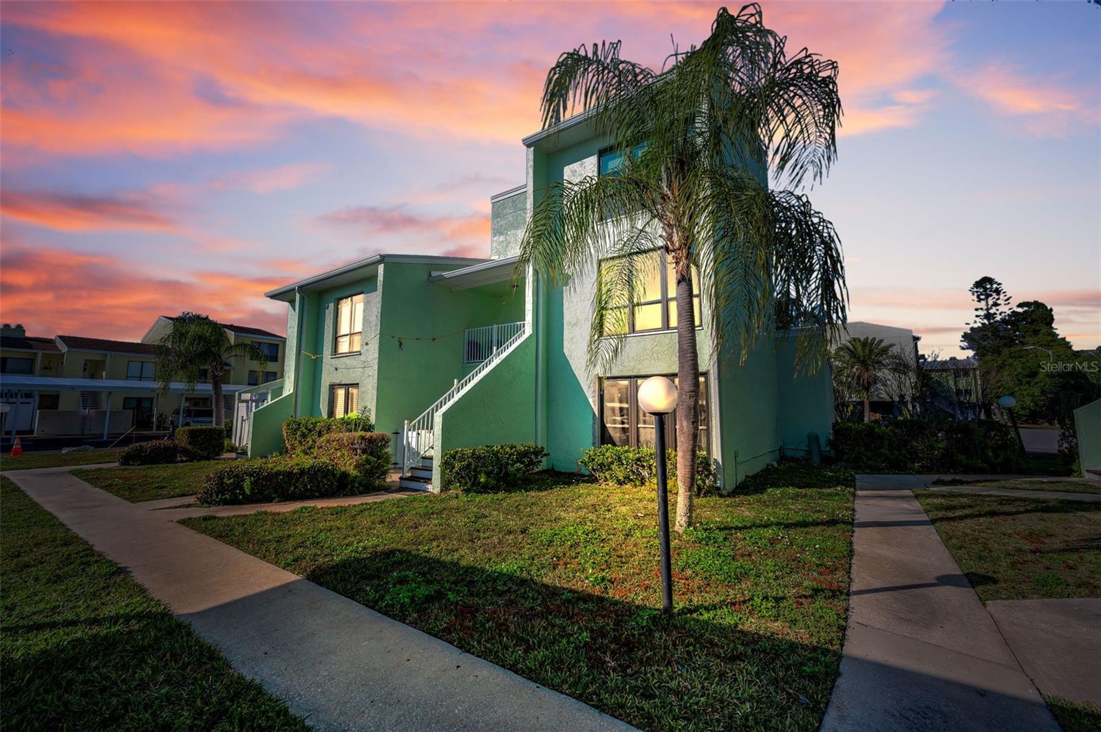 WINDRUSH COVE PH 1 CONDO - Residential