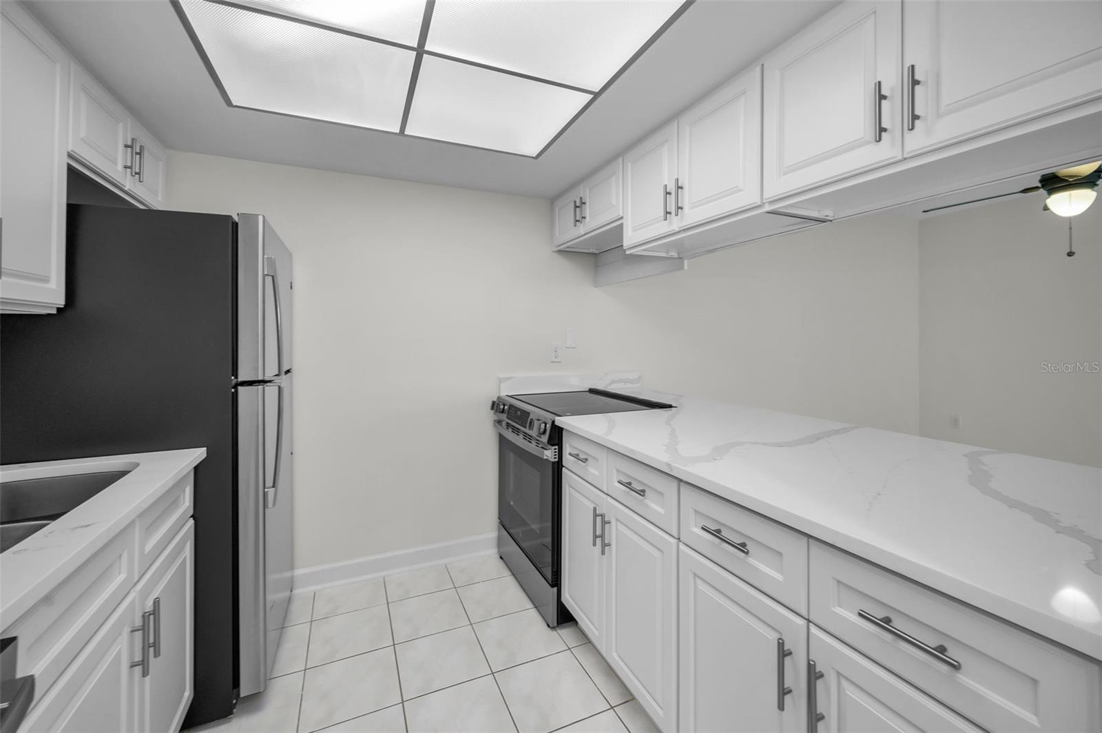 WINDRUSH COVE PH 1 CONDO - Residential