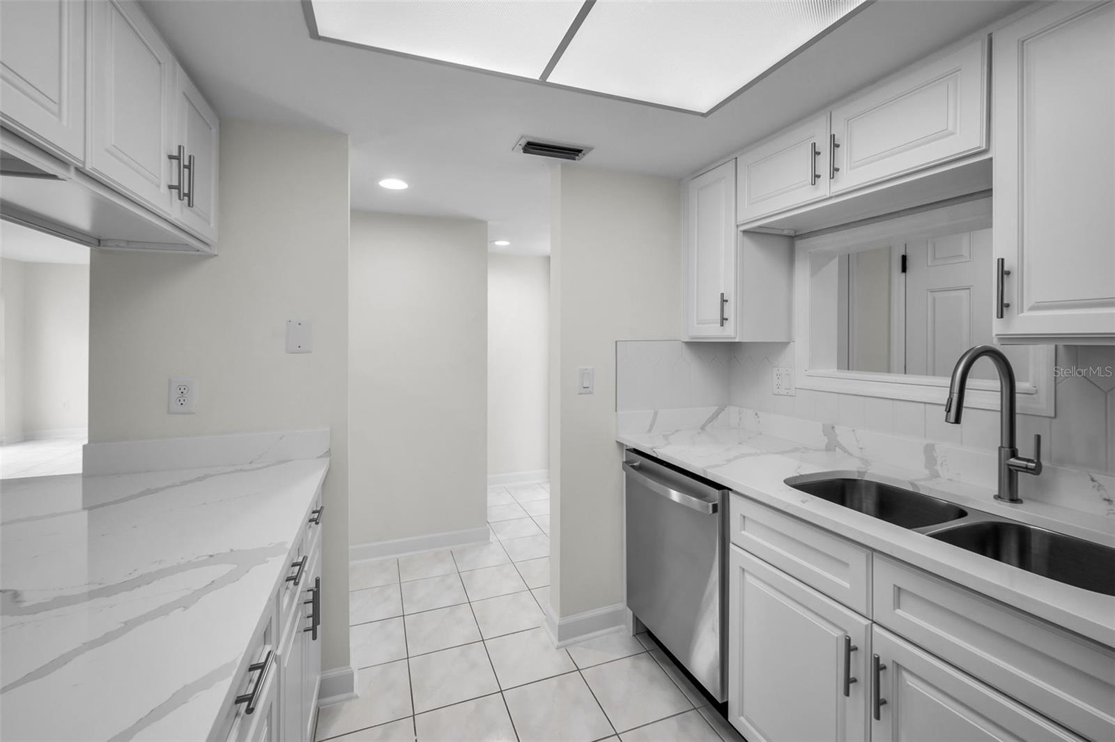 WINDRUSH COVE PH 1 CONDO - Residential