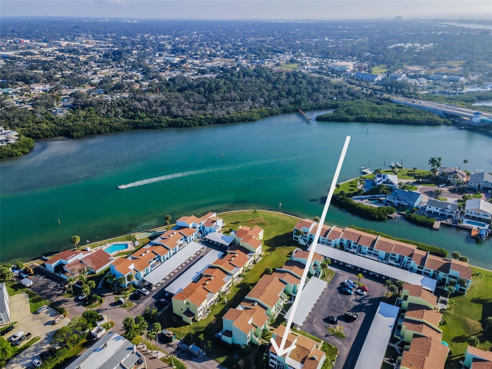 WINDRUSH COVE PH 1 CONDO - Residential