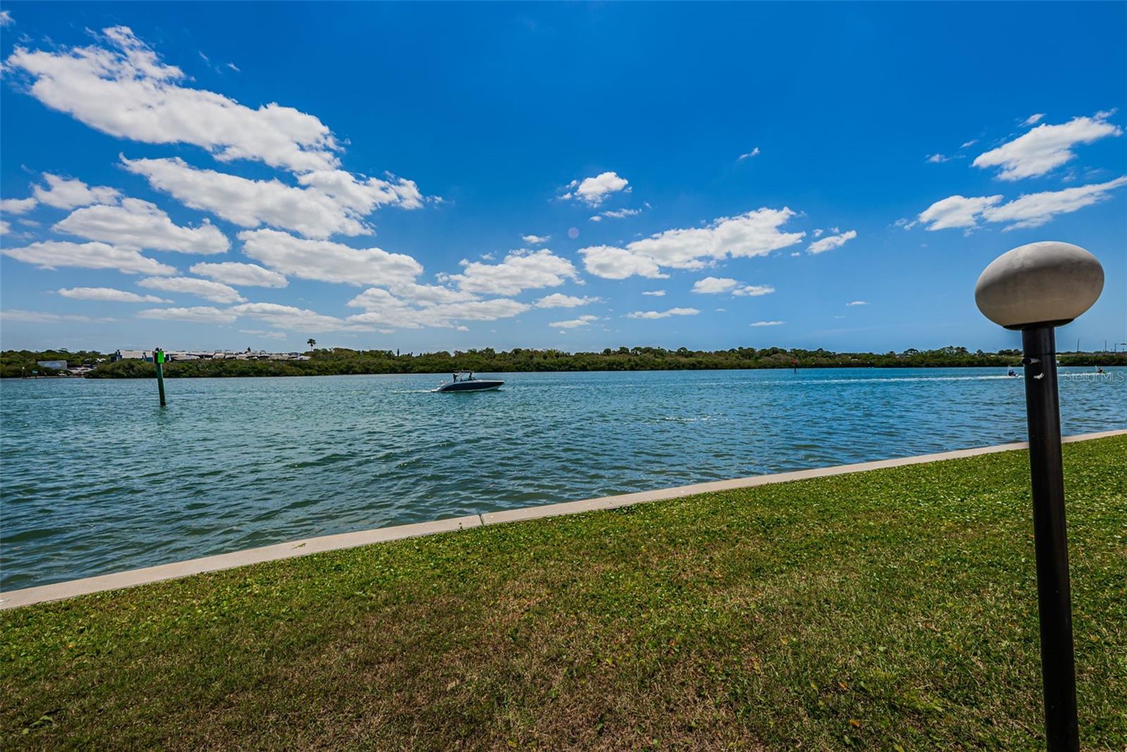 WINDRUSH COVE PH 1 CONDO - Residential