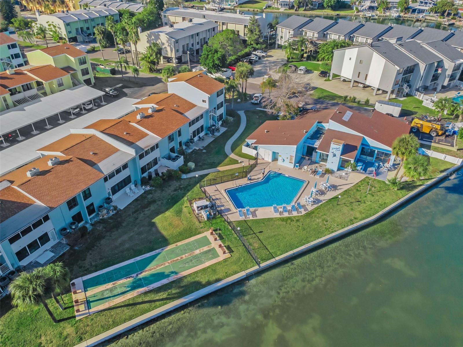 WINDRUSH COVE PH 1 CONDO - Residential