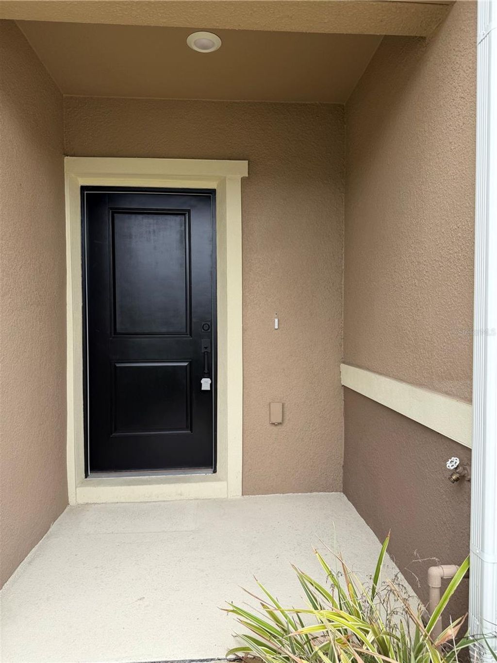 Photo of 1556 Mirabella Circle, Davenport, FL 33897 (MLS # S5147543)