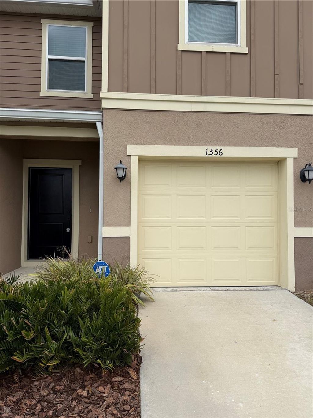 Photo of 1556 Mirabella Circle, Davenport, FL 33897 (MLS # S5147543)