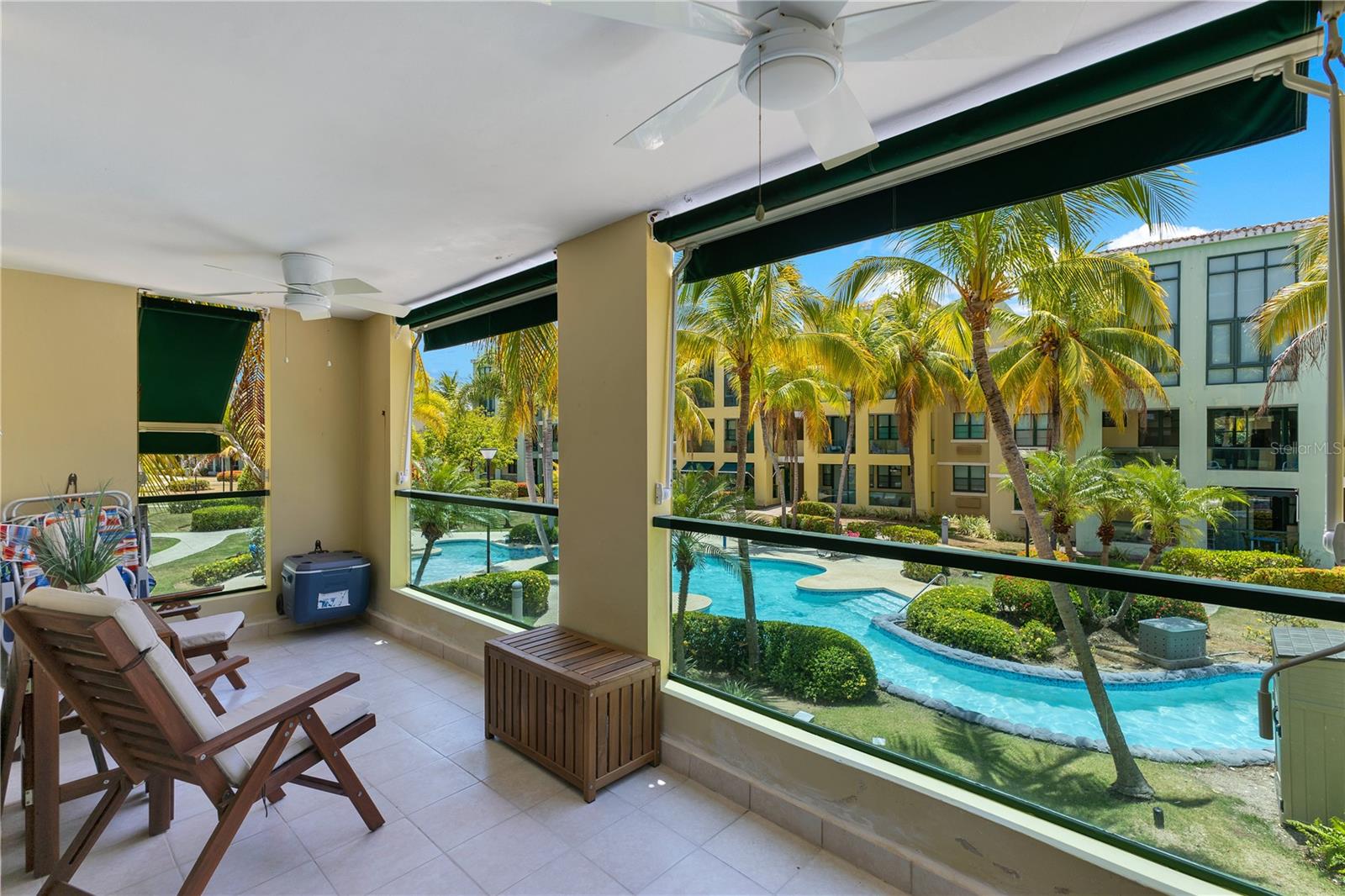 Carr 187 COND. AQUATIKA PARADISE Apt. 2402