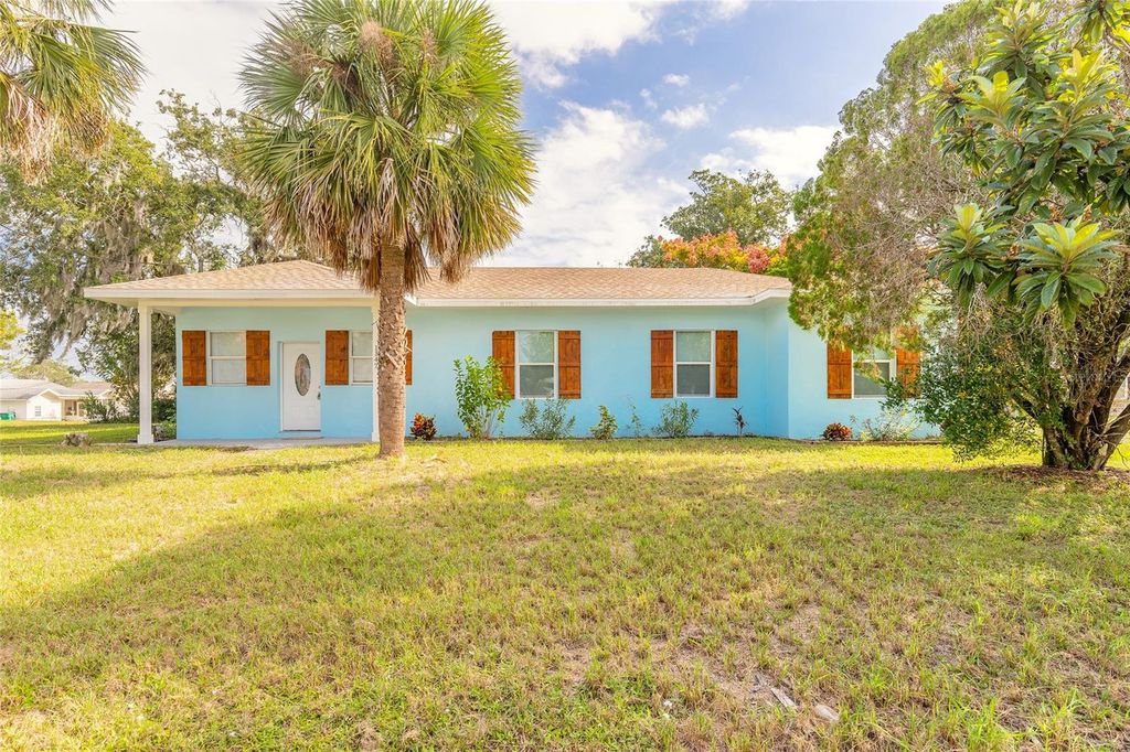 Photo of 1147 Holly Avenue, Daytona Beach, FL 32117 (MLS # V4945595)
