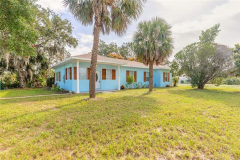 Photo of 1147 Holly Avenue, Daytona Beach, FL 32117 (MLS # V4945595) Photo of 1147 Holly Avenue, Daytona Beach, FL 32117 (MLS # V4945595)