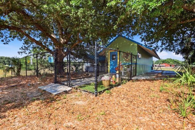 WELLINGTON ACRES - Residential