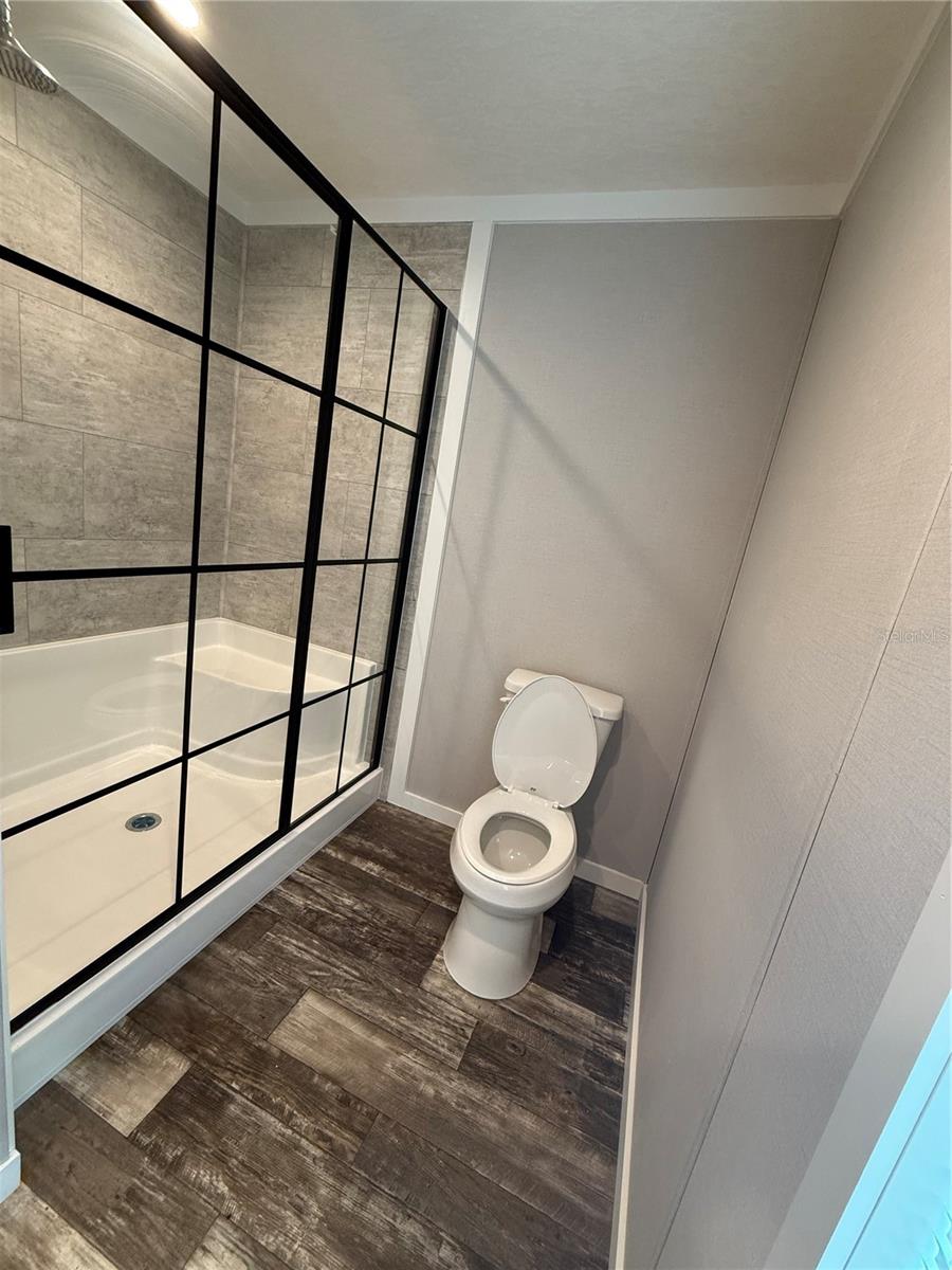 UNPLATTED - Residential Lease