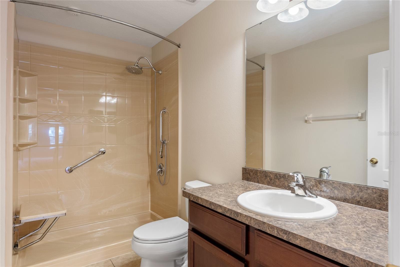 CLIFTON PARK - Residential