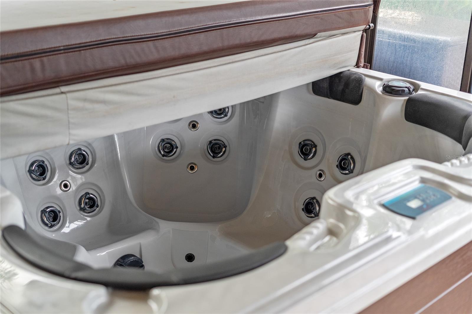 CLIFTON PARK - Residential