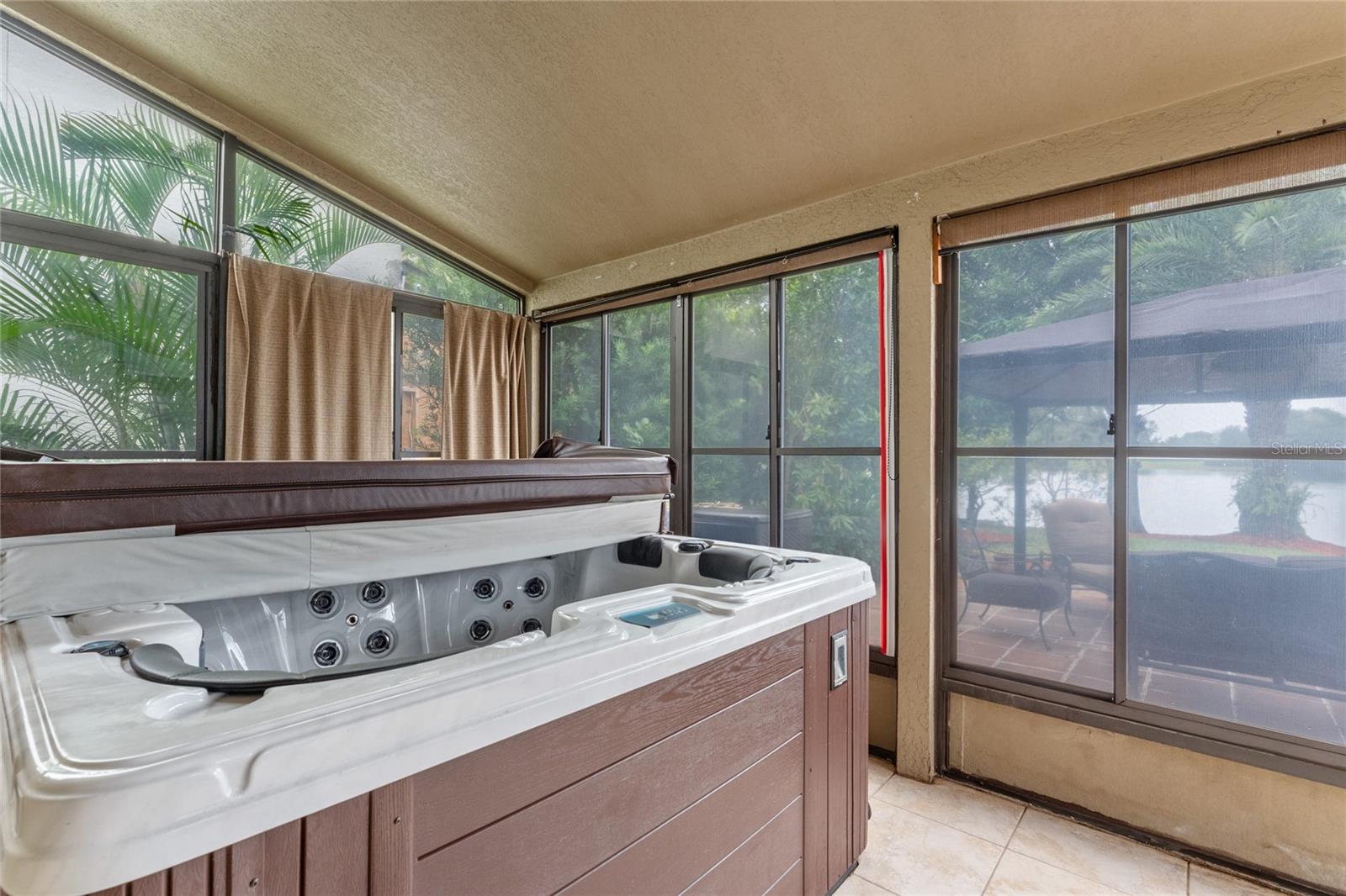 CLIFTON PARK - Residential