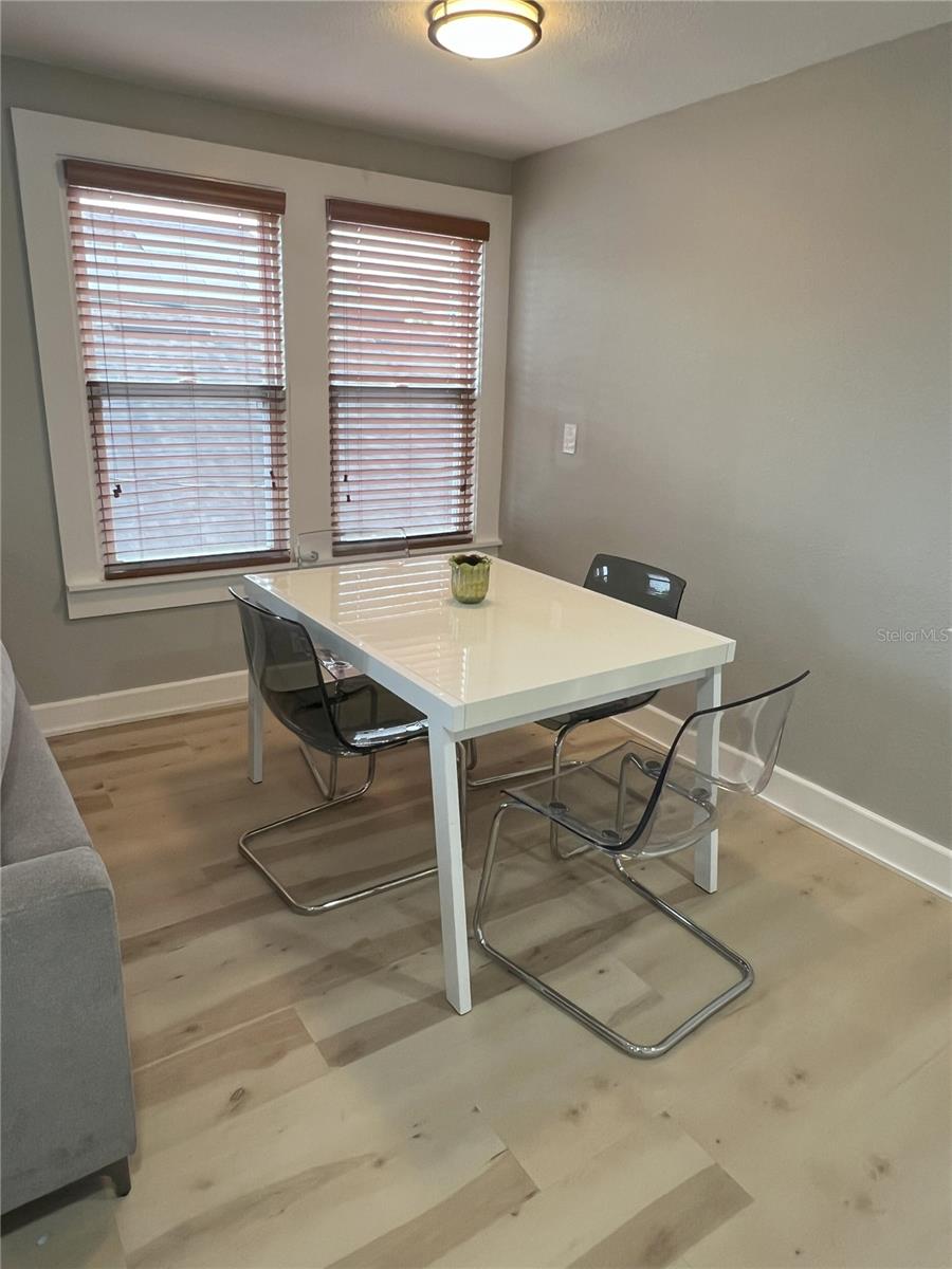BEN HUR - Residential Lease