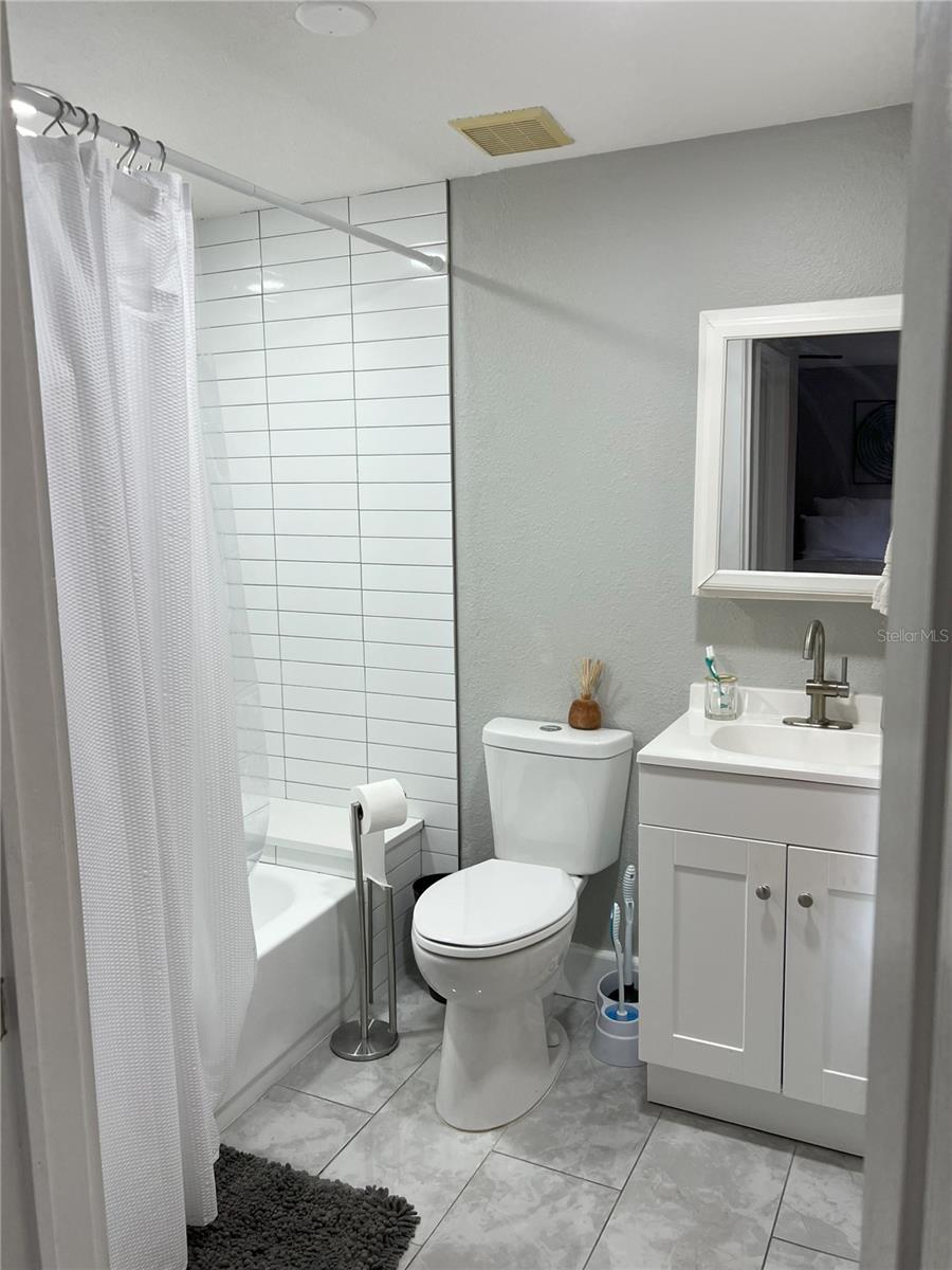BEN HUR - Residential Lease
