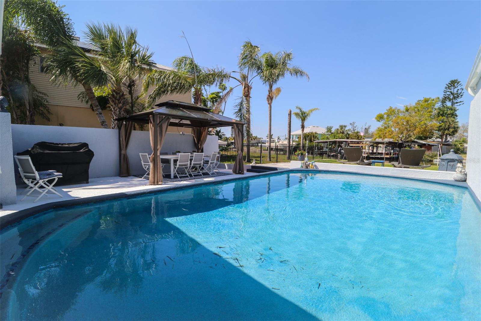 817 BLUE HERON BOULEVARD