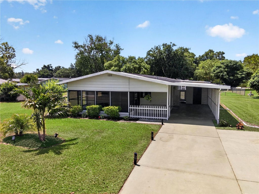 Photo of 8972 SW 103rd Lane, Ocala, FL 34481 (MLS # GC541097)