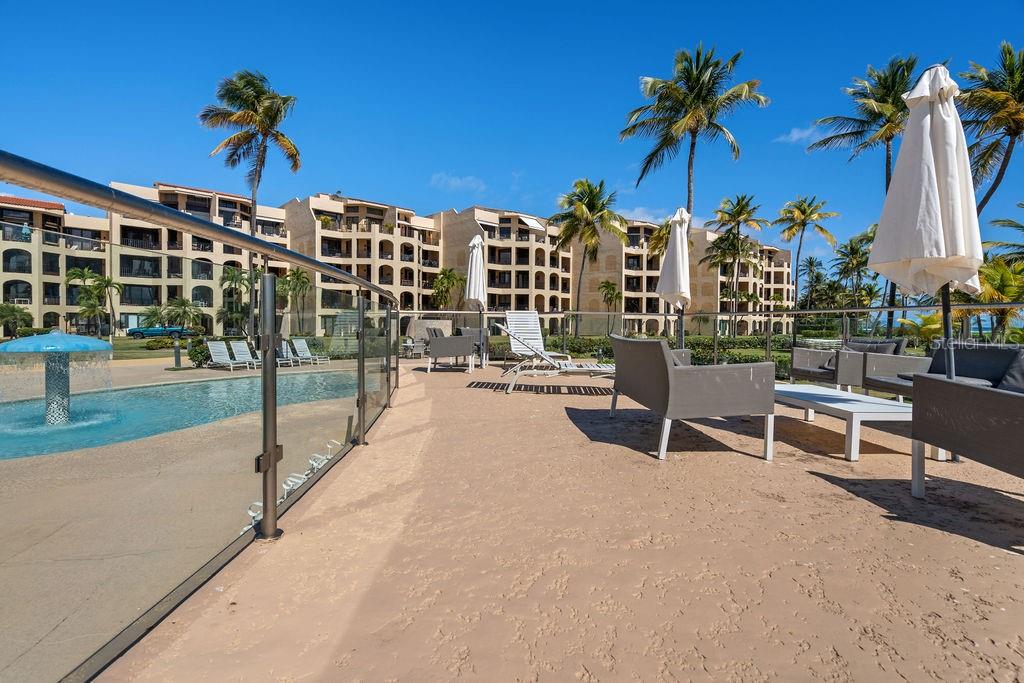 CRESCENT BEACH - Residential