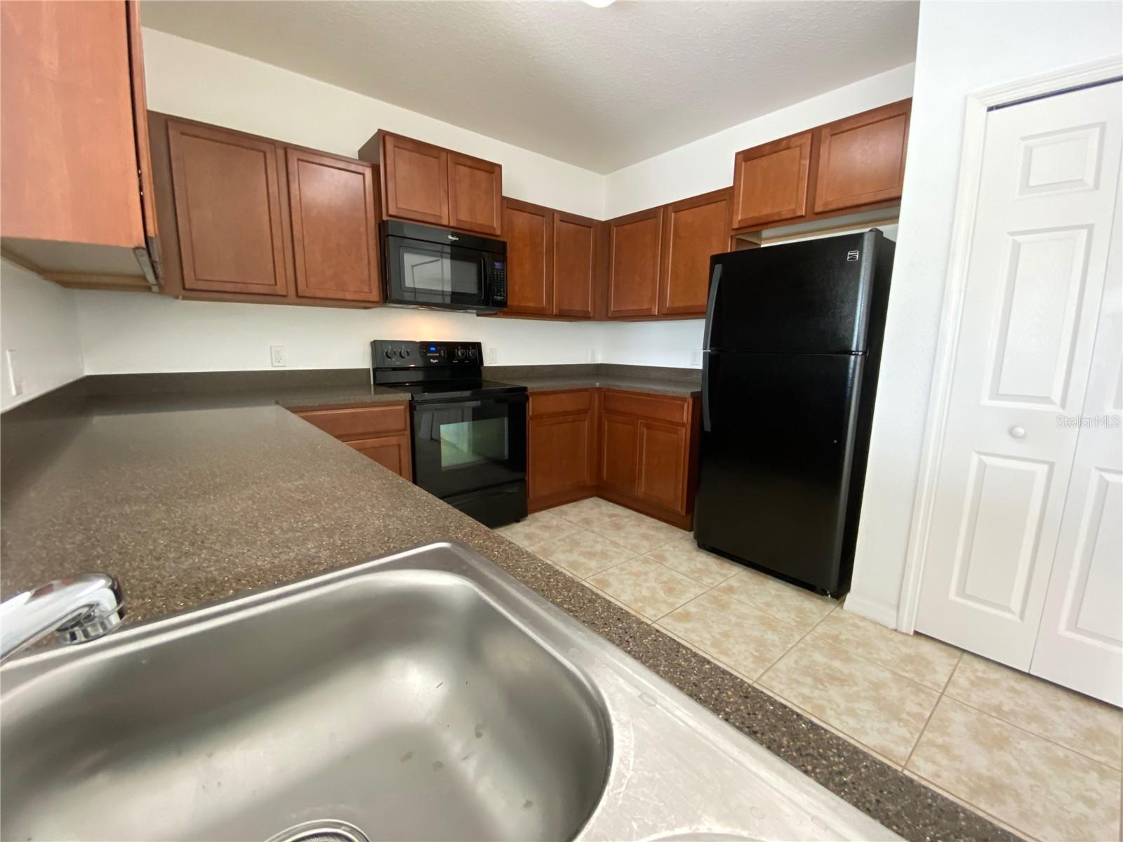 3510 YACHT CLUB COURT