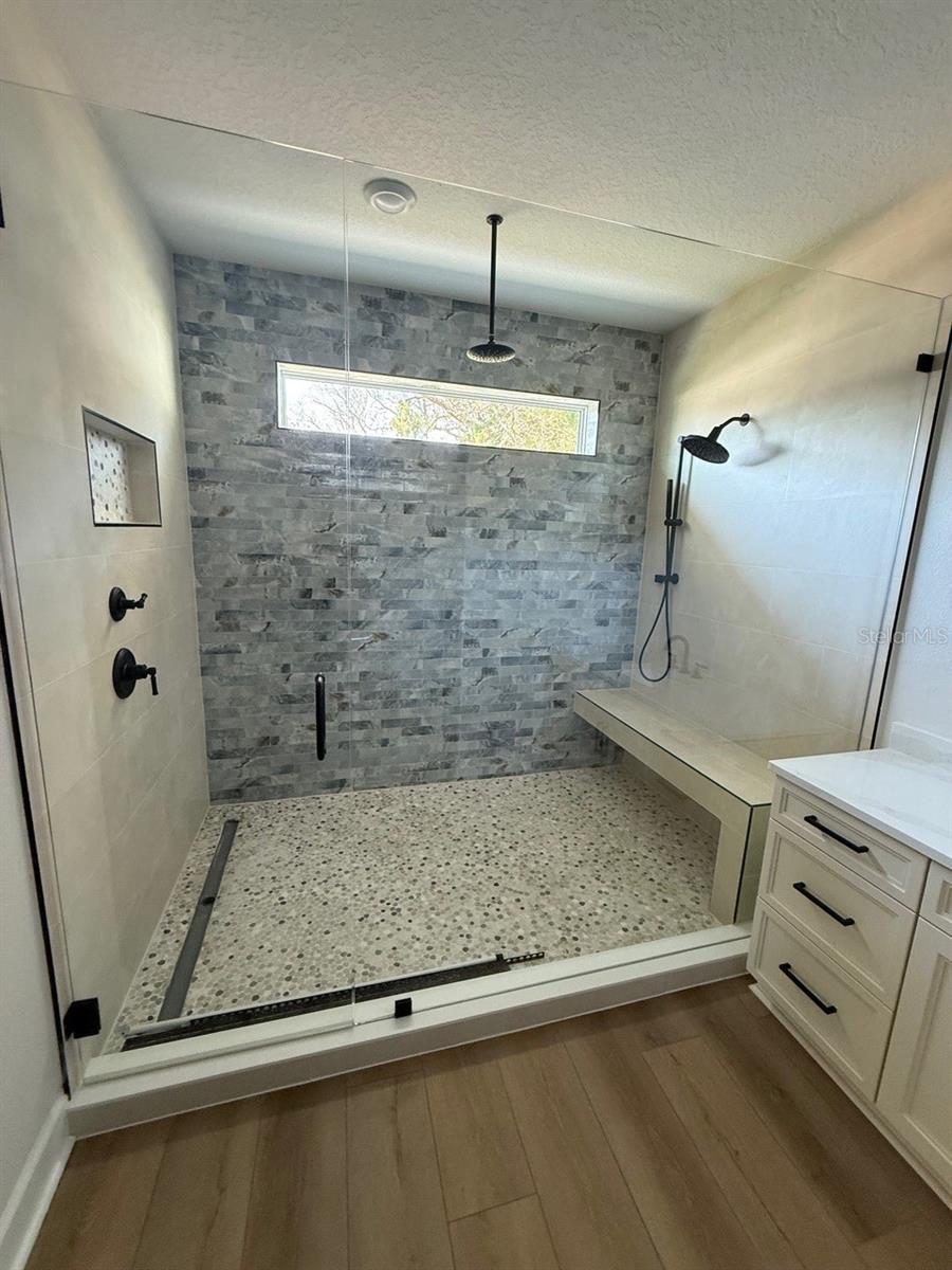 MICKLER'S WINDANTIDE - Residential